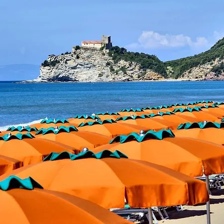 Camping Village Rocchette 3*